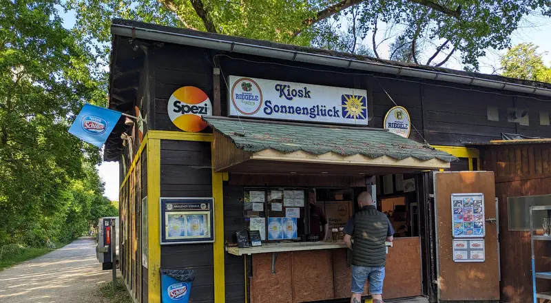 Augsburg: Kiosk Sonnenglück an der Wertach